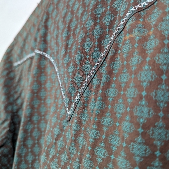 Wrangler Shirt Womens Large Brown Rock 47 Pearl Snap Button Long Sleeve Western - Picture 11 of 13